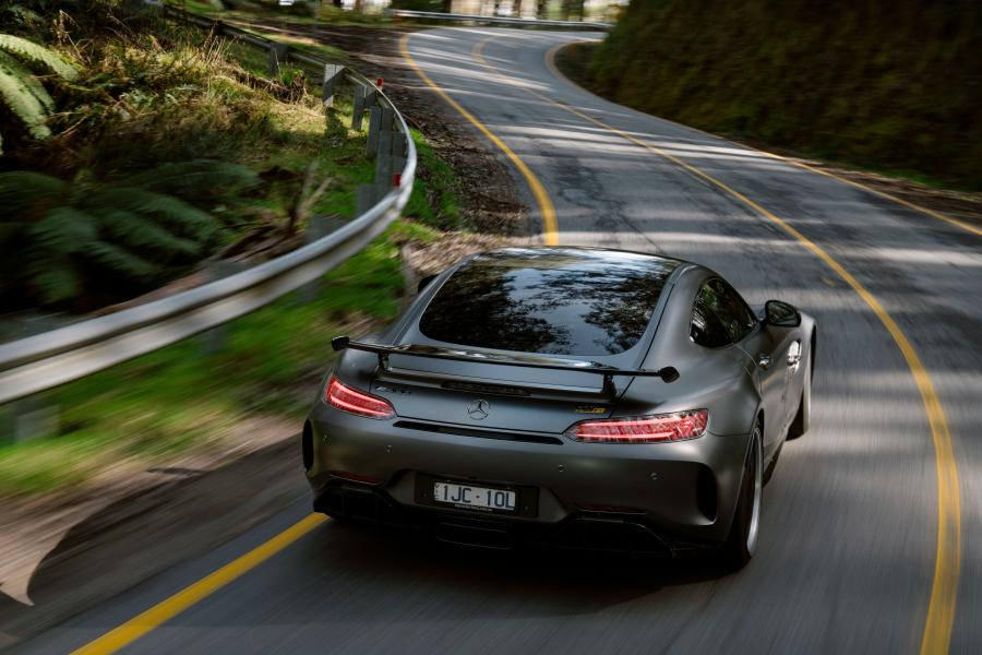  Mercedes-AMG GT R (C190) 2017 года  (AU) (фото 7 из 40)